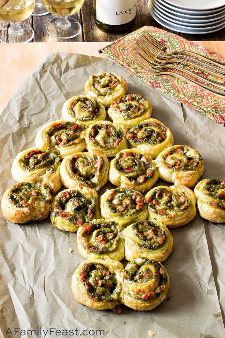 Spinach Pesto Pinwheels