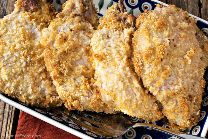 Easy Crumb-Coated Baked Pork Chops