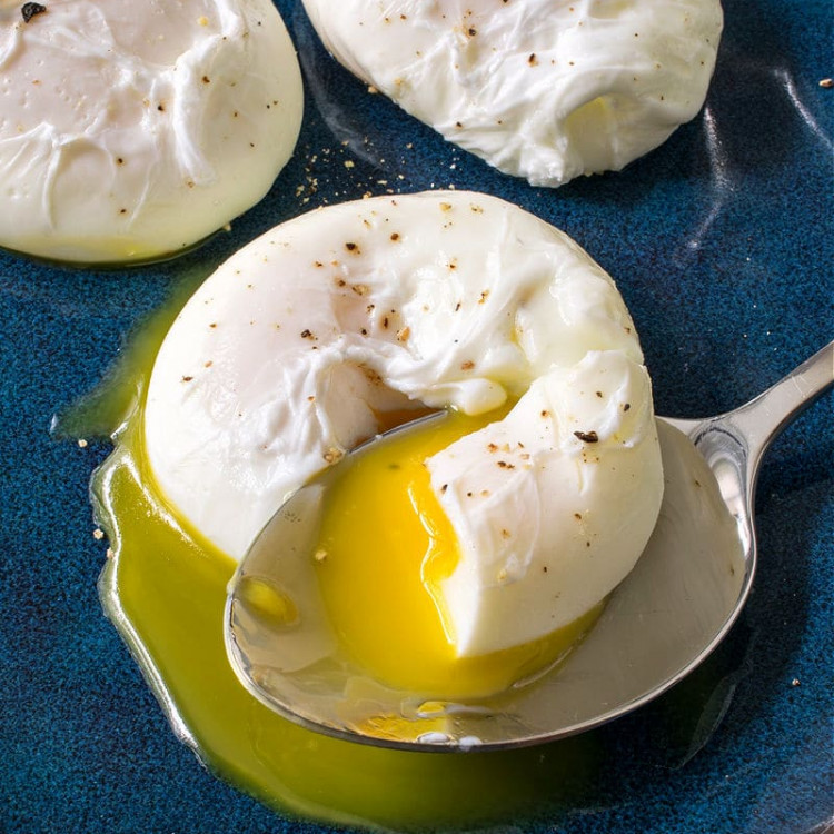 How to Poach Eggs