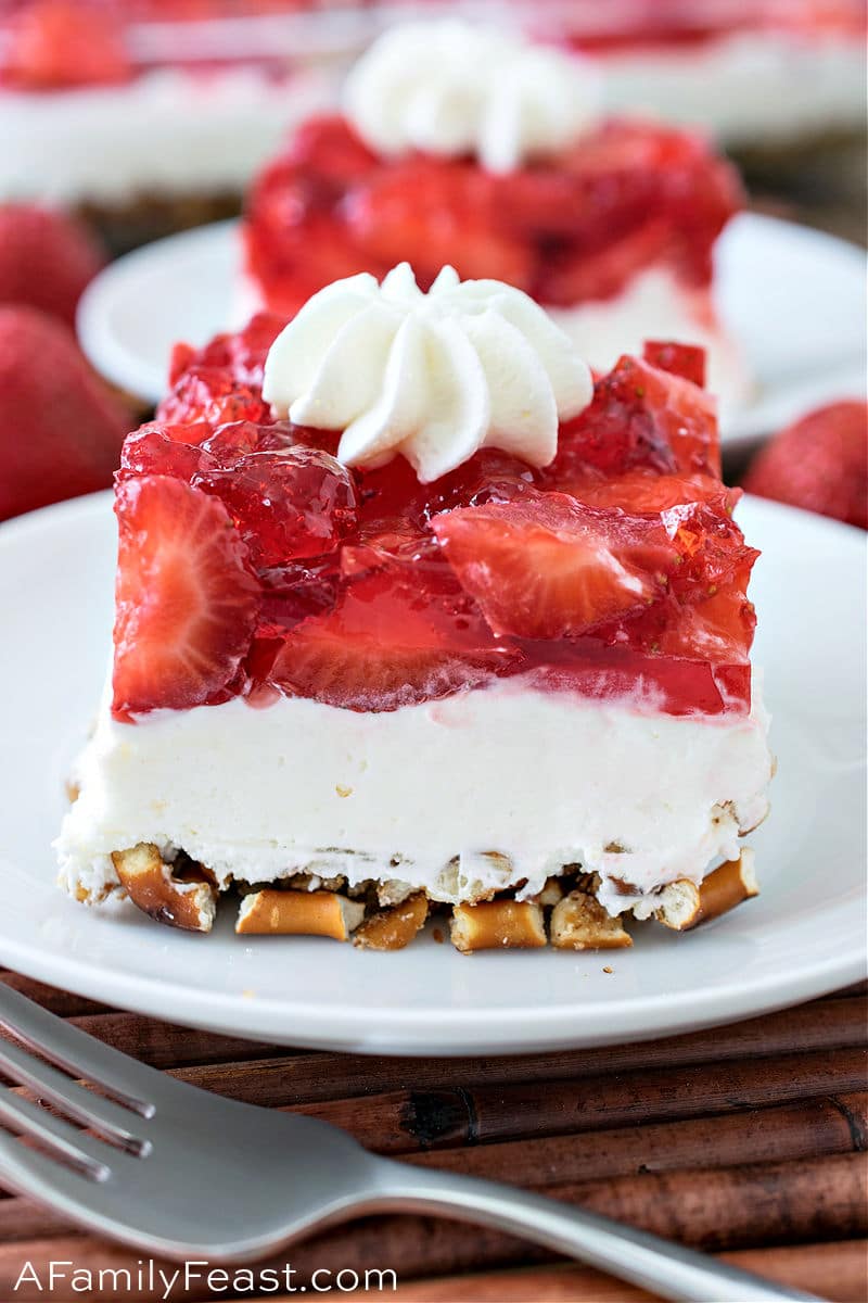 Strawberry Pretzel Salad 