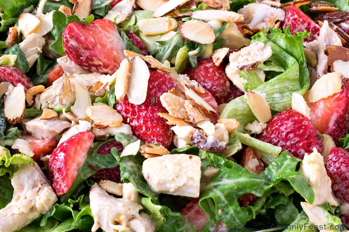 Strawberry Salad with Chicken, Arugula and Sugared Almonds 