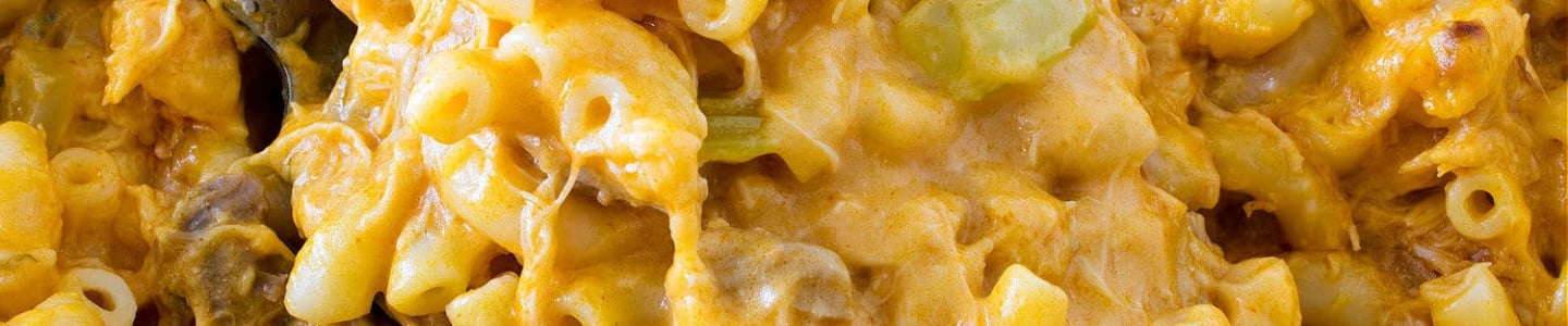 Buffalo Chicken Macaroni and Cheese - A Family Feast