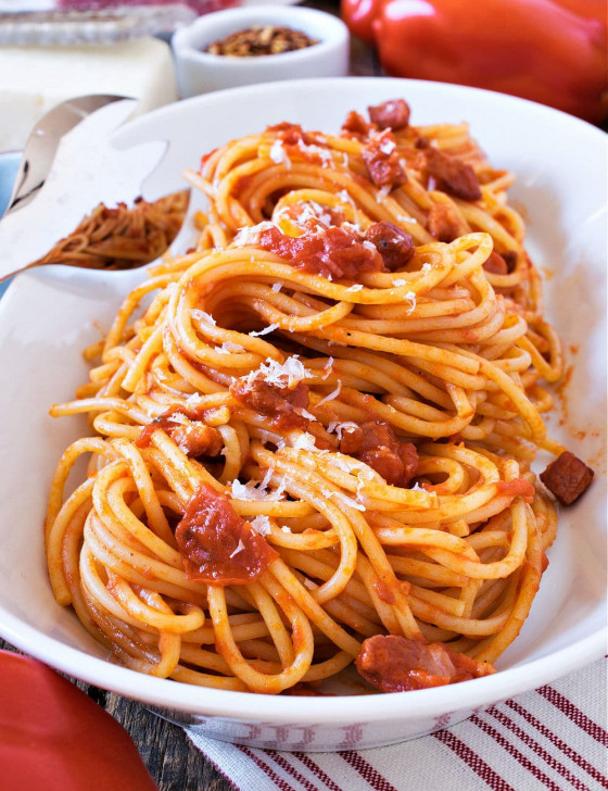 Spaghetti all'Amatriciana - A Family Feast