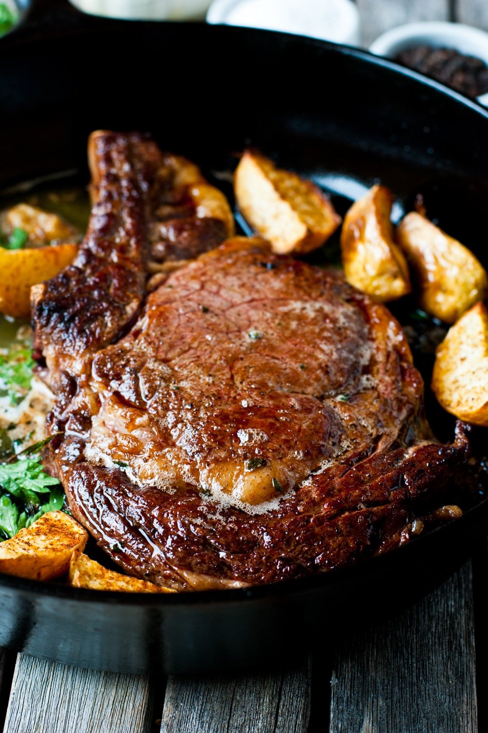 SKILLET STEAK WITH VEGETABLES – 44 Steaks