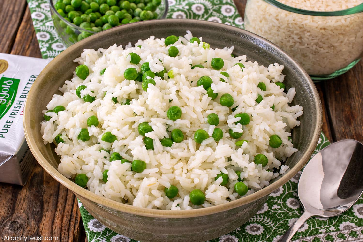 Buttered Rice with Peas - A Family Feast