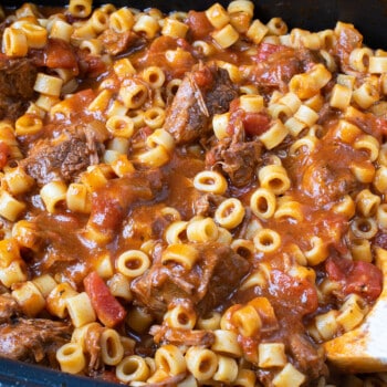 Slow Cooker Beefy Mac