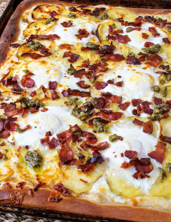 Breakfast Pizza - A Family Feast