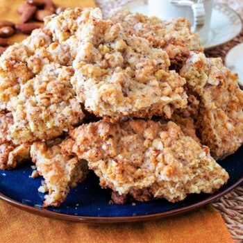 Fregolotta (Italian Almond Crumb Cookie) - A Family Feast