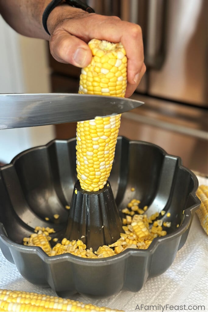 How to Easily Cut Corn Kernels Off The Cob -